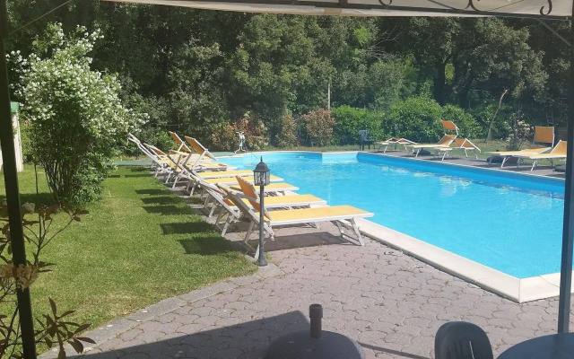 Hotel Monti