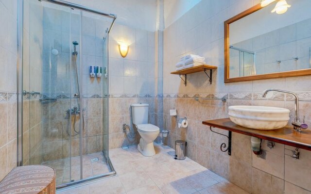 Olympos Mountain Lodge