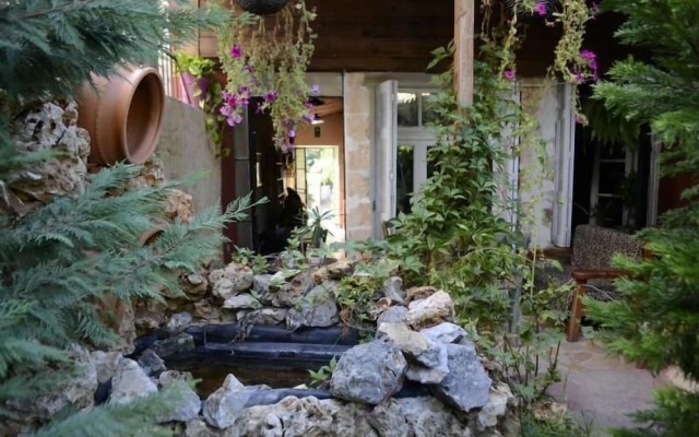 Chania City Hostel & Tours