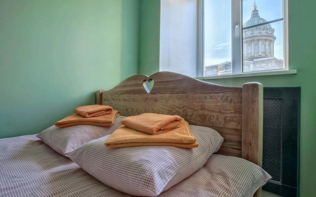 Друзья на Грибоедова