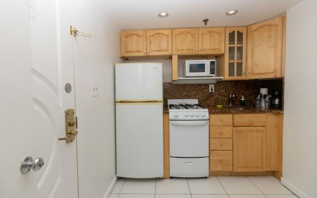 341 APT Hollywood Beach