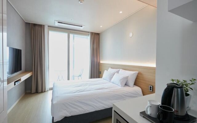 Ocean Soleview Hotel