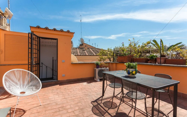 Rome as you feel - Baullari with Terrace