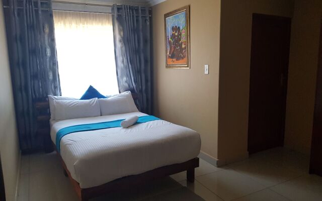 Ekuthuleni Guest house vosloorus