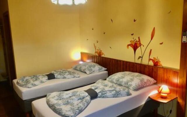 Marta Guest House