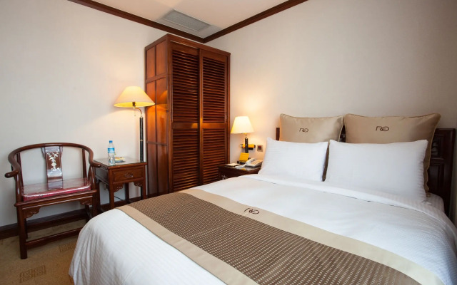 Rich Garden Hotel