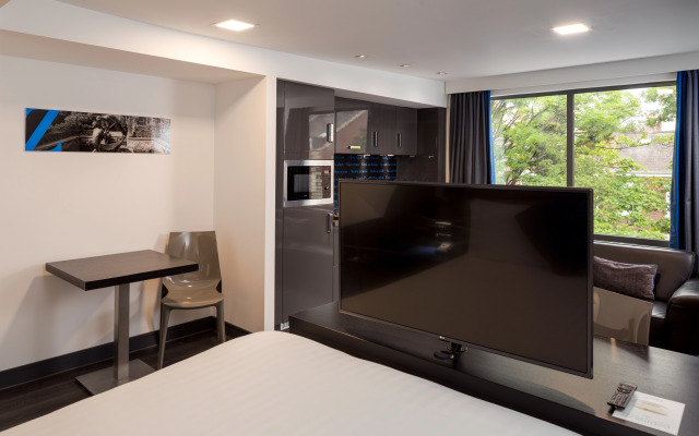Roomzzz Chester City