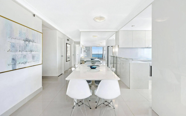 ULTIQA Beach Haven At Broadbeach