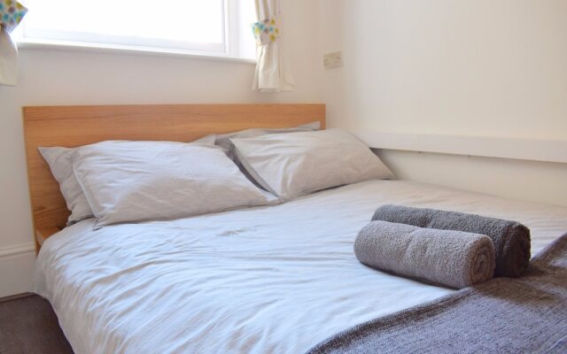 1 Bedroom Property in South West London