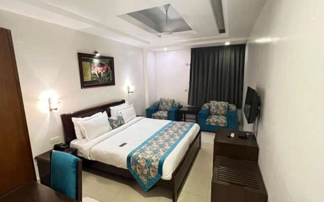 Live Inn Hotel sector 45