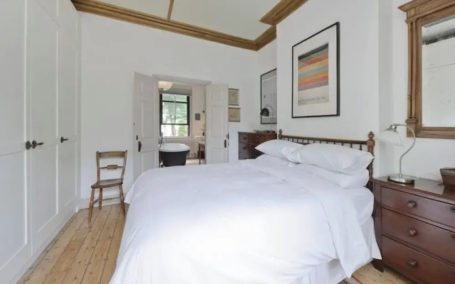 Gorgeous 1 Bed Garden Flat, Kensal