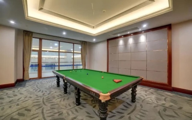 Southeast Huadu Hot Spring Hotel