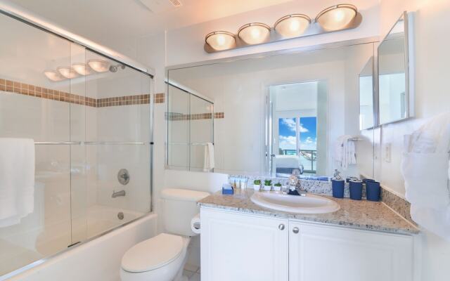 Luxury Sunny Isles Beach Condos by Hosteeva