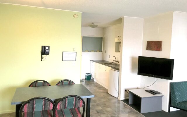 Greenview Motel