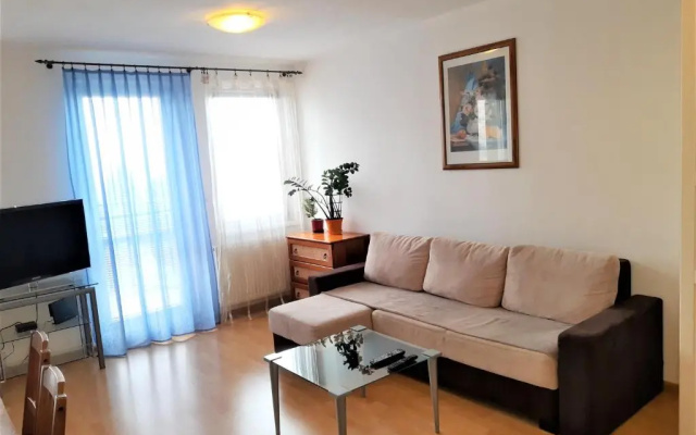 Na Złotych Łanach - apartament z parkingiem