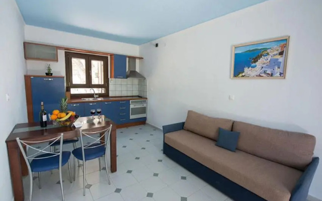 Ilios Hotel and Villas