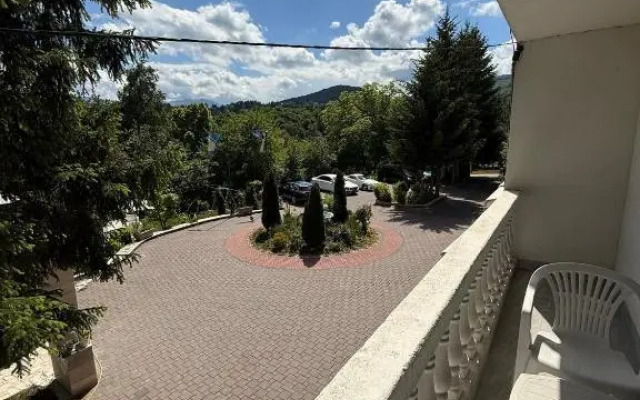 Rakovica Resort Luxury Apartments