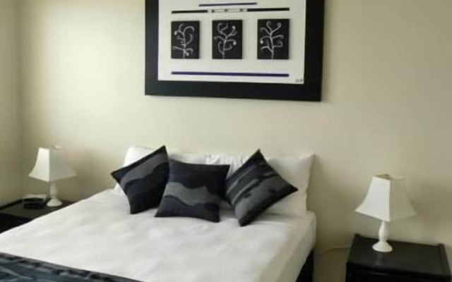 Seafarer Chase Holiday Apartments