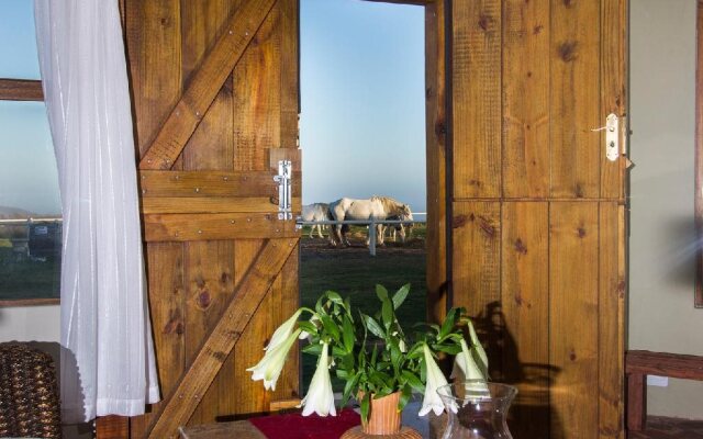 Tniqua Stable Inn