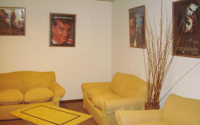 Hotel de Cine Las Golondrinas