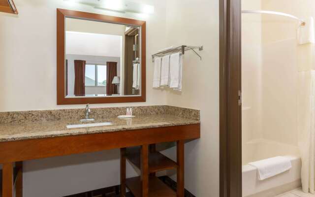 Days Inn by Wyndham Paxton