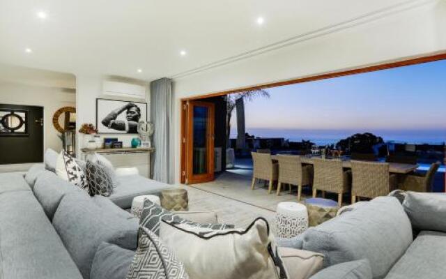 Jo Leo House by Totalstay