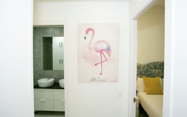 Center Garden & Pool