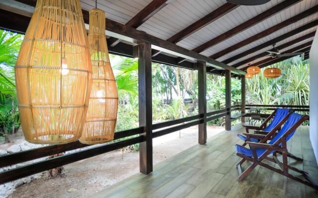 Nekaui Beachfront Villa 2 - Experience Nature