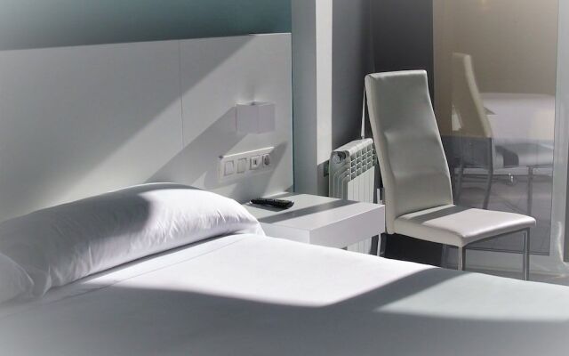 A de Lolo - Four Rooms