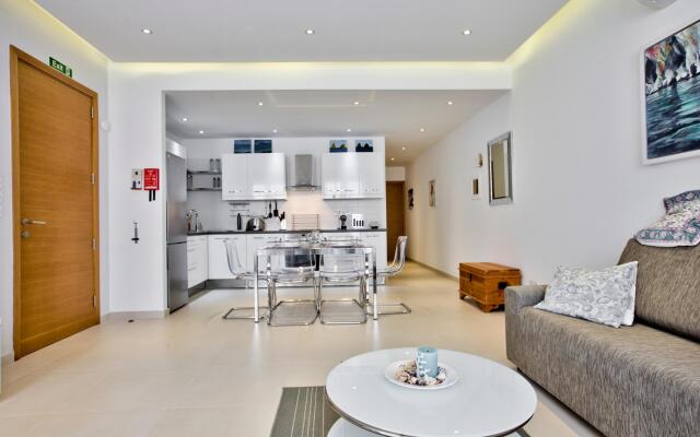 Bright and central 2 bedroom apartment in Sliema