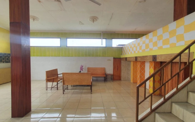 Reddoorz @ Homestay Gayatri