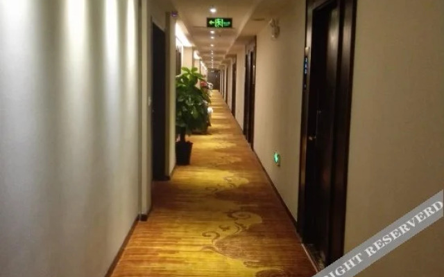 Wangyuan Business Hotel (Xianglong)