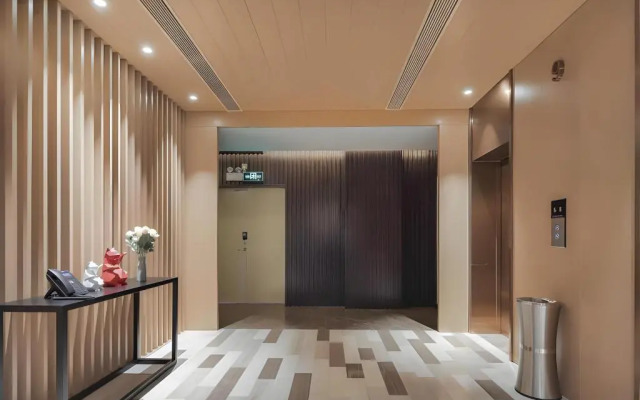 Campanile Hotel (Shenzhen Longcheng Plaza Metro Station)