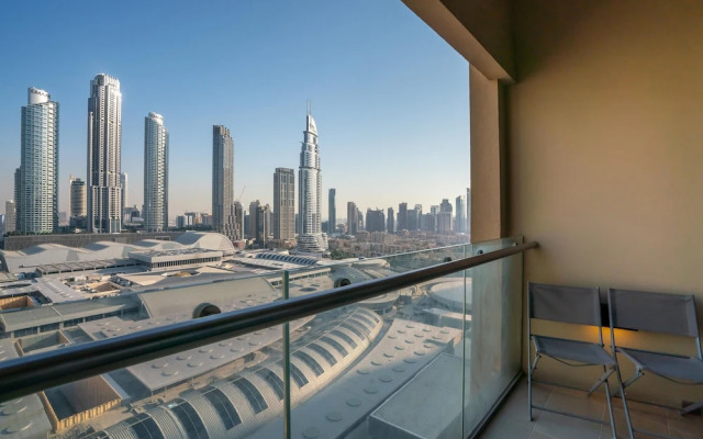 SuperHost - Spacious Apartment With Panoramic Skyline Views I Address Dubai Mall