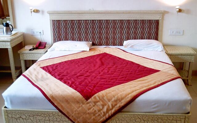 Surya Rock Rose Resort