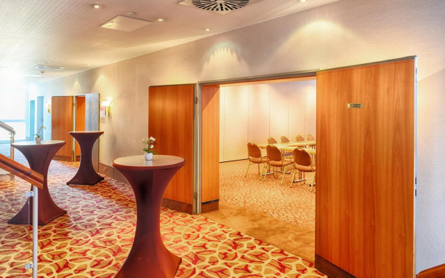 Leonardo Hotel Koeln