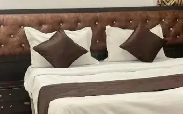 K Square by OYO Rooms