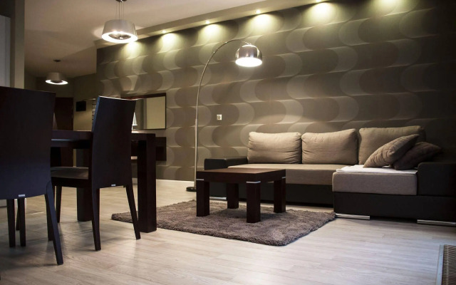 Silver Apartments