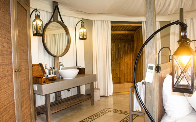 Menjangan Dynasty Resort