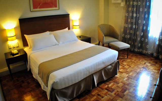 Fersal Hotel Neptune Makati