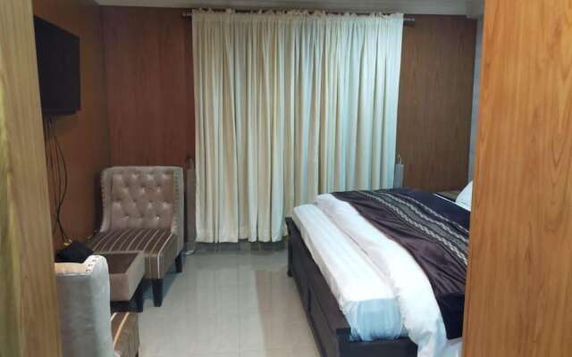 Shagufta Hotel Murree