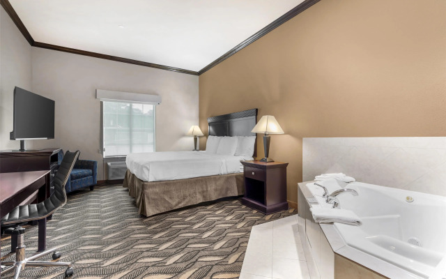 Best Western Red River Inn & Suites