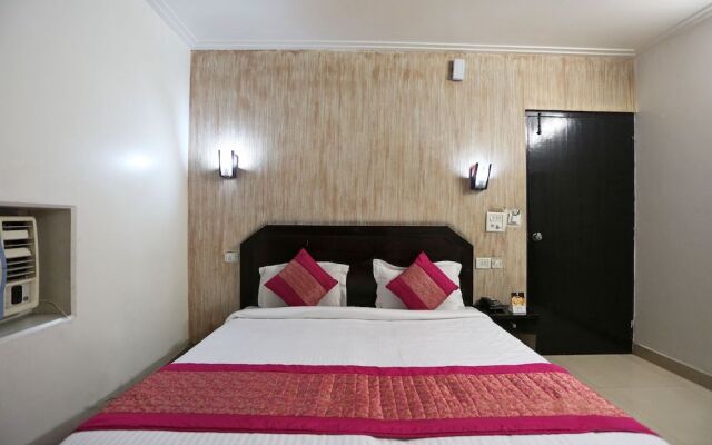 OYO 19046 Hotel Airport Suites