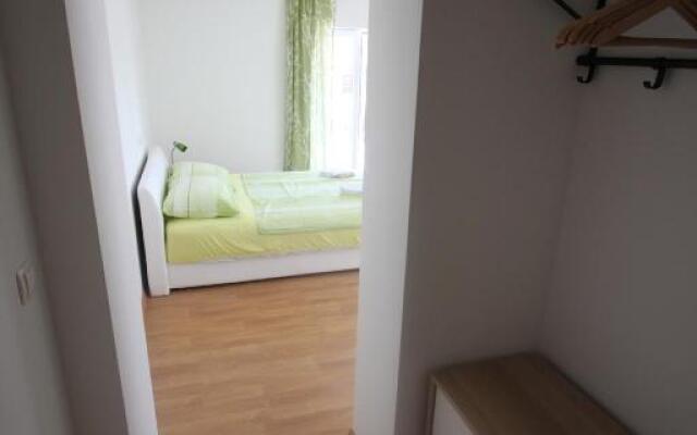 Apartments Marinko
