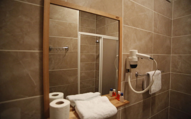 Puffin Suites & Rooms
