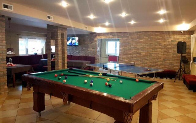 Nad Wodospadem Sp. z o.o