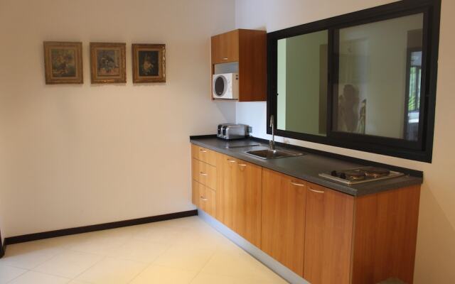 Luxurious House With sea View - 2 Swimming Pools