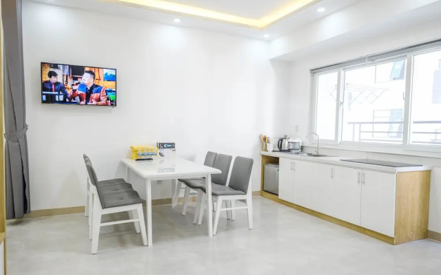 Sunrise Hon Chong Ocean View Apartment