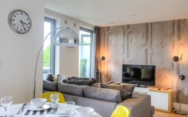 Eson2 - Bonchurch Mansion