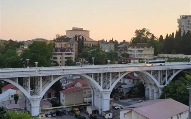 Апартаменты на Учительской 9 с видом на море